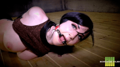 www.nyxonsbondagefiles.com - Nyxon... Leather Boots & Metal Cuffs thumbnail